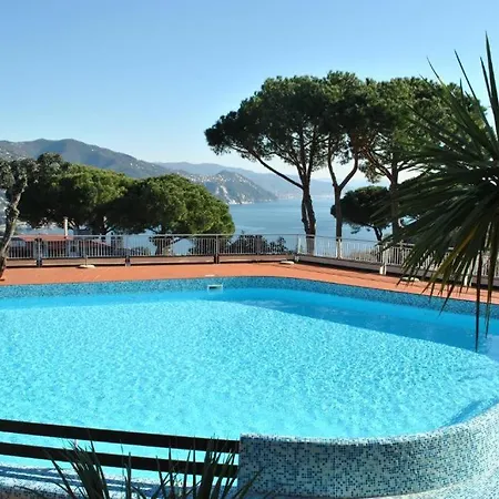 The Poet Bay - With Pool Apartament Rapallo