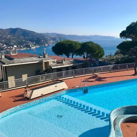 The Poet Bay - With Pool Apartament