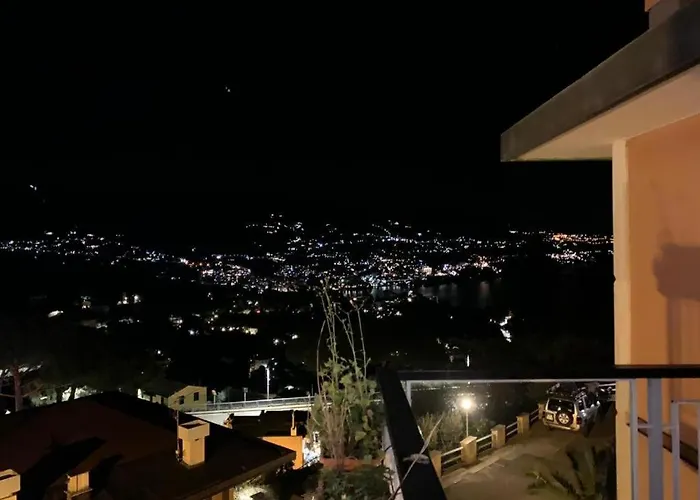 Appartement The Poet Bay - With Pool