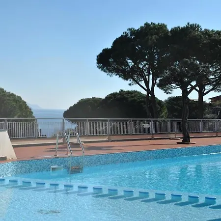 The Poet Bay - With Pool Appartement Rapallo
